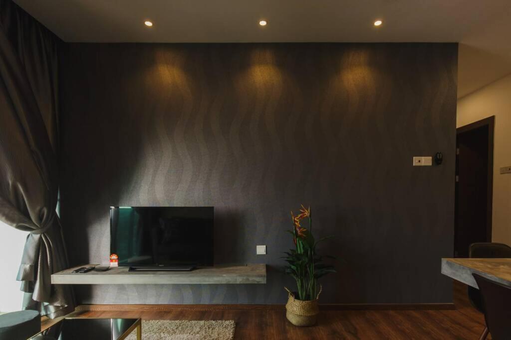 Jazz Suites 1 Vivacity クチン エクステリア 写真